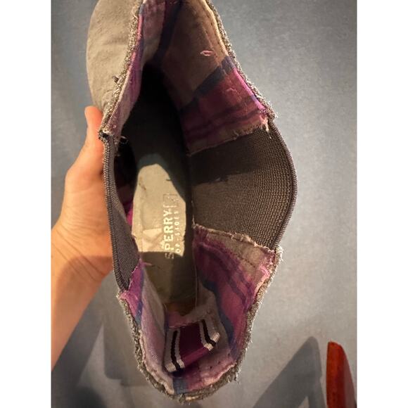 Sperry Women's 9 Gray Suede Boot Metallic Band Heel EUC! - Picture 5 of 6